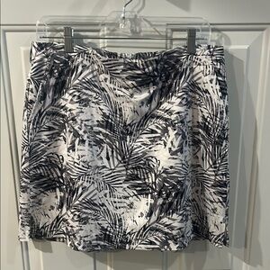 Lady Hagen Women’s Golf Scort Black and White A-Line New RN# 10414 Size 12